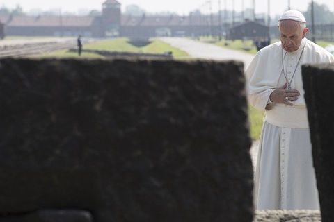 Папа на День пам’яті: братерство неможливе без викорінення ненависті