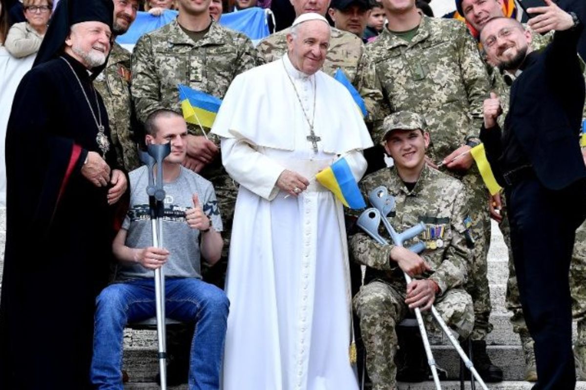Папа Франциск на зустрічі із українськими військовими: «Щоб Господь дарував Свій мир країні»