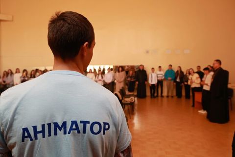 «Не знеохочуйтеся. Майте відвагу жити вірою», — єпископ Володимир Груца до львівської молоді