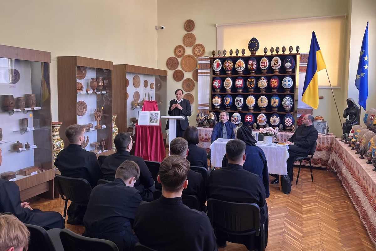 В Івано-Франківську відбулася конференція з нагоди 200-ліття від дня народження єпископа Юліана Сас-Куїловського