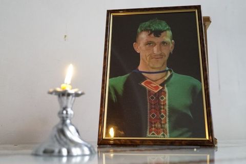 Владика Василій Тучапець здійснив Чин похорону вбитого в Ізюмі дитячого письменника Володимира Вакуленка