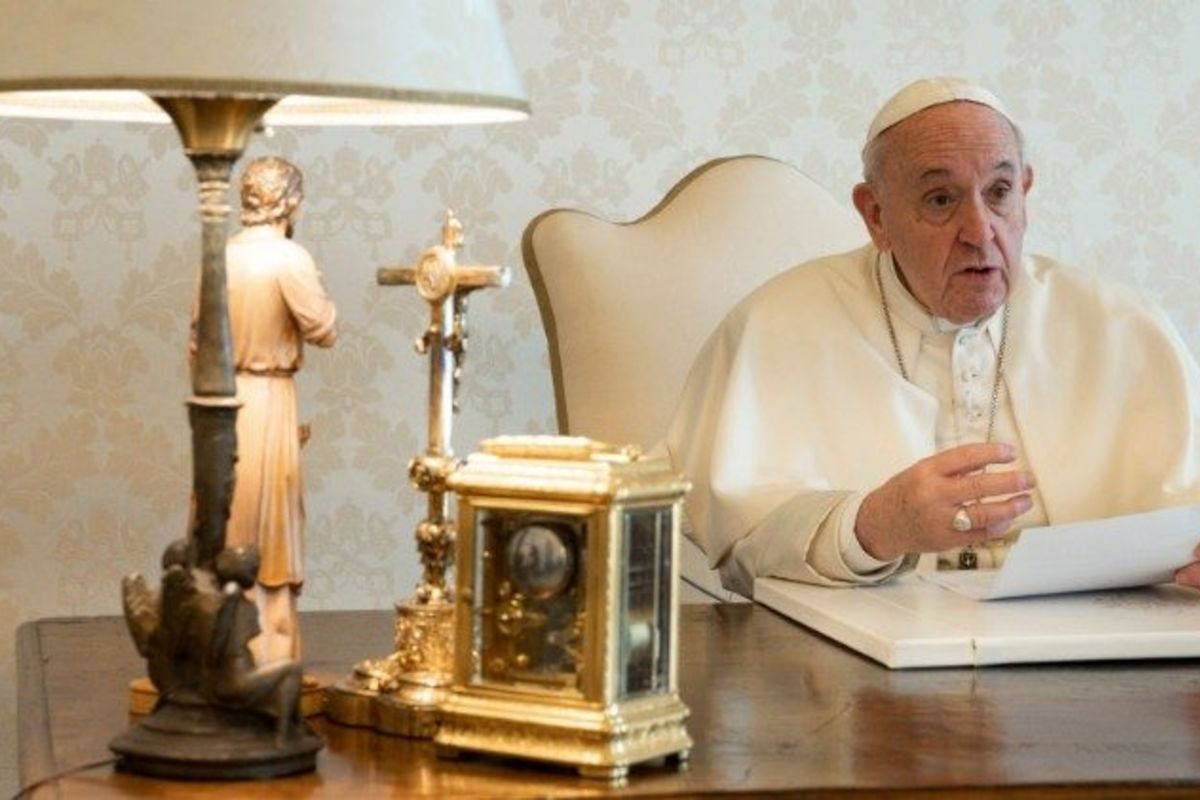 Папа до молоді: особисті й родинні труднощі — не завада для святості і щастя