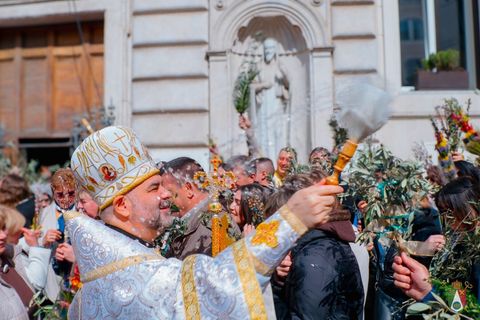«Ісус приходить не як земний цар, а щоб віддати своє життя за нас», — єпископ Григорій Комар у Вербну неділю