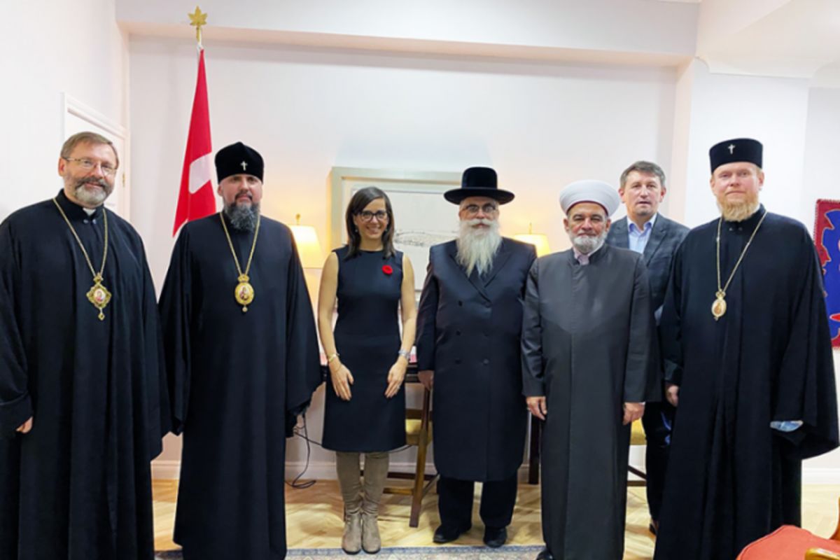 Посол Канади обговорила з релігійними діячами України розвиток взаємодії