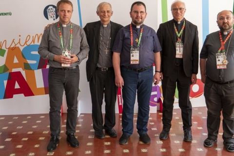 Єпископи з України відвідали «Італійський дім» на Світових днях молоді