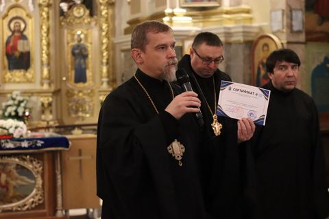 Греко-католики передали 120 пральних машин тернополянам, які постраждали під час обстрілу