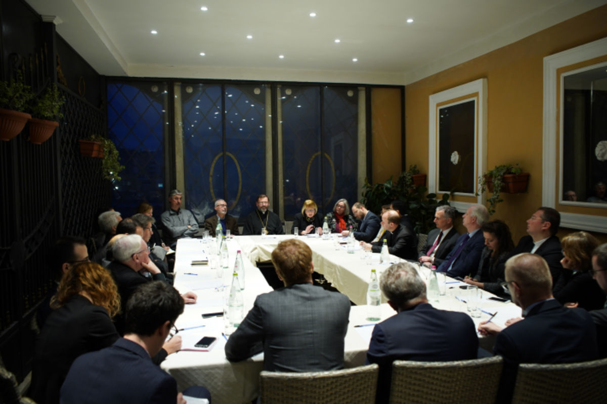 Глава УГКЦ провів у Римі круглий стіл на тему України