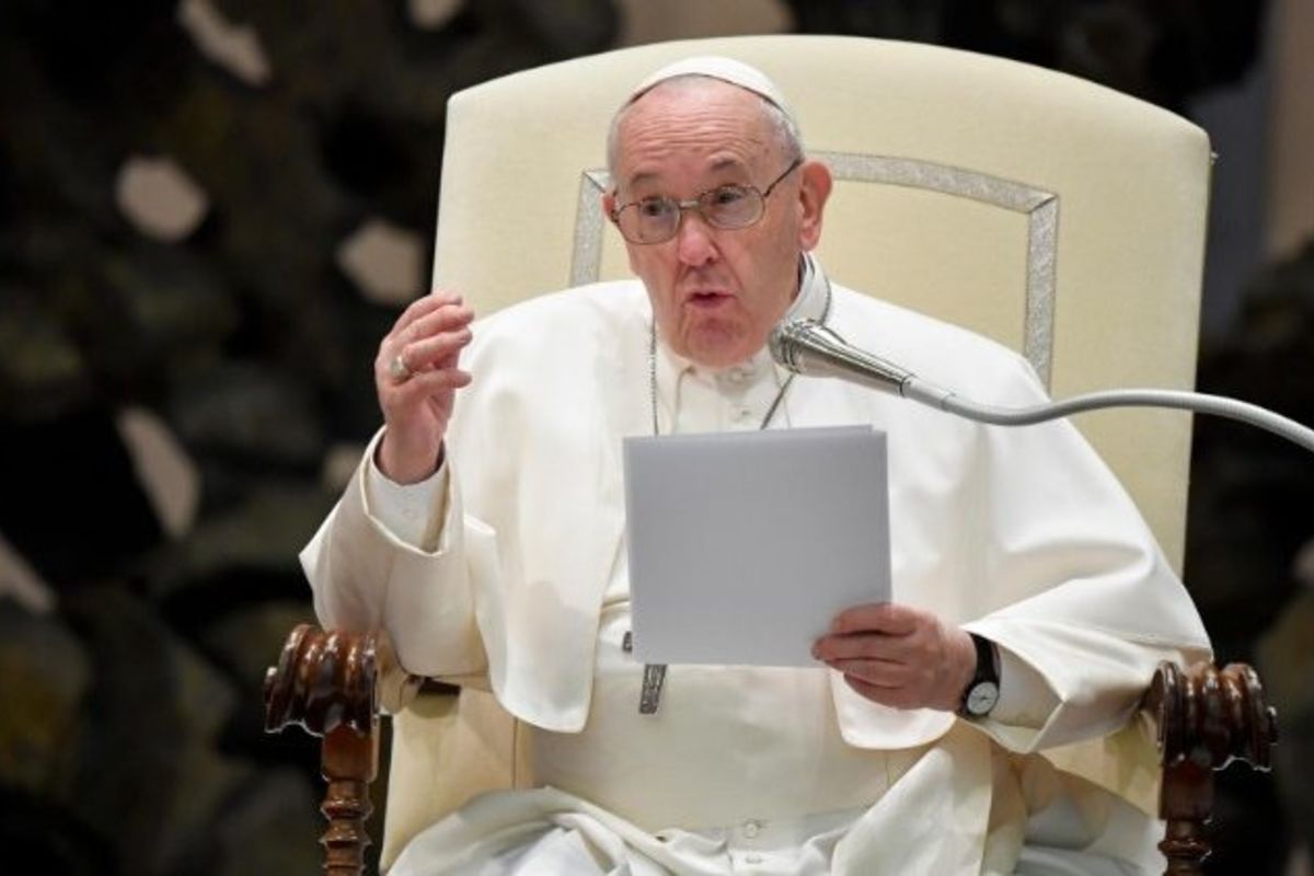 Папа: через мовчання вивільнити місце для Слова, Яке стало тілом