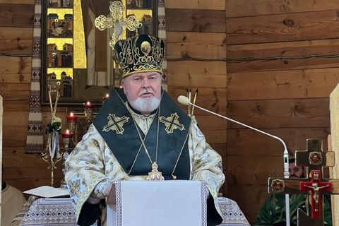 «Випрошуймо у Святого Духа дар єдності, миру та сили стояти за правду до кінця», — єпископ Тарас Сеньків