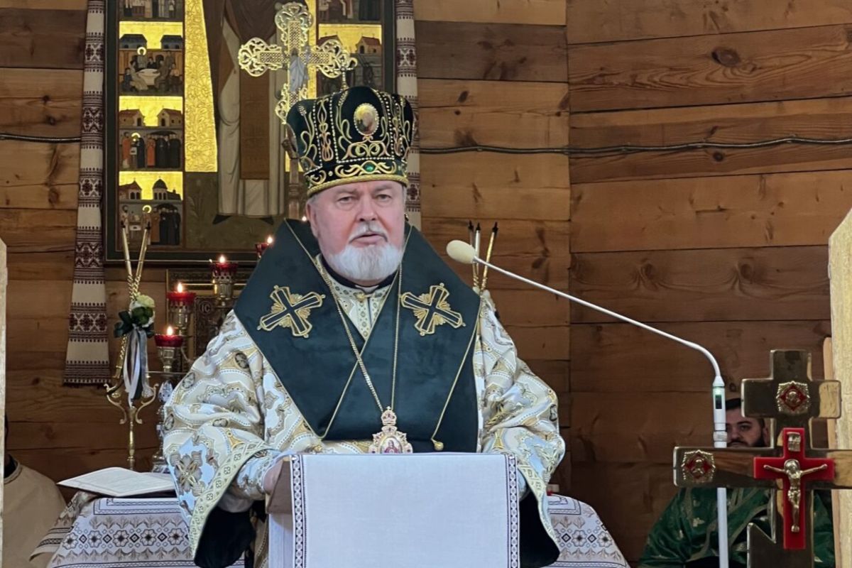 «Випрошуймо у Святого Духа дар єдності, миру та сили стояти за правду до кінця», — єпископ Тарас Сеньків