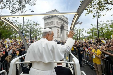 V Апостольська подорож Папи Лева XIV до Франції. День другий