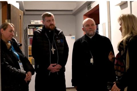 Владика Василій Тучапець відвідав прихисток «Велика родина» у межах відзначення Дня убогого