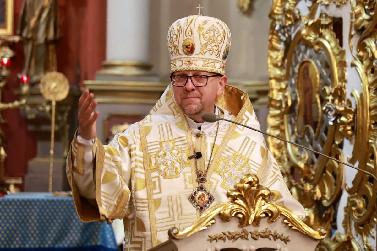 Єпископ Володимир Груца: Дотик віри серед страху й безнадії, який повертає до життя