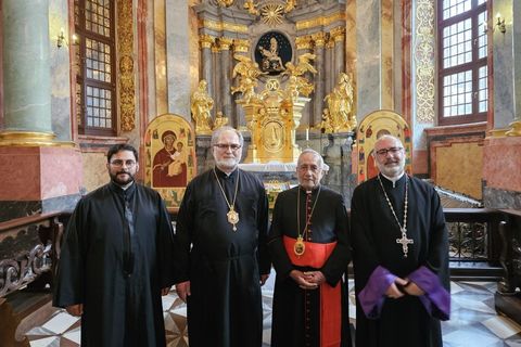 Вроцлавсько-Кошалінський єпарх зустрівся з Патріархом Вірменської Католицької Церкви