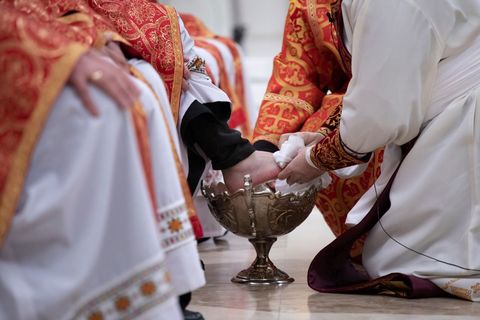 Єпископи Української Греко-Католицької Церкви у різних куточках світу за прикладом Христа здійснили Чин омивання ніг