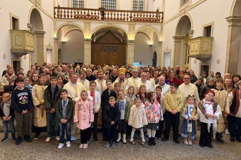 Єпископ Степан Сус здійснює душпастирський візит до Португалії