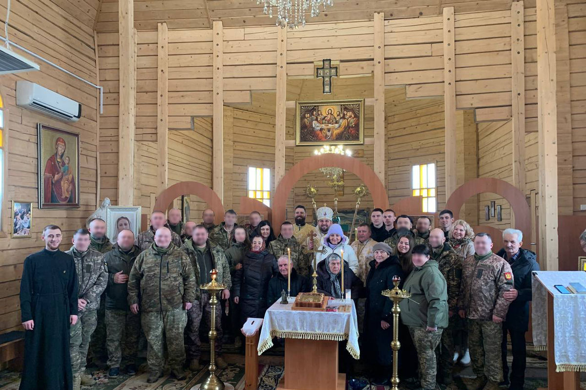 Семінаристи Івано-Франківської духовної семінарії відвідали військовослужбовців у зоні бойових дій