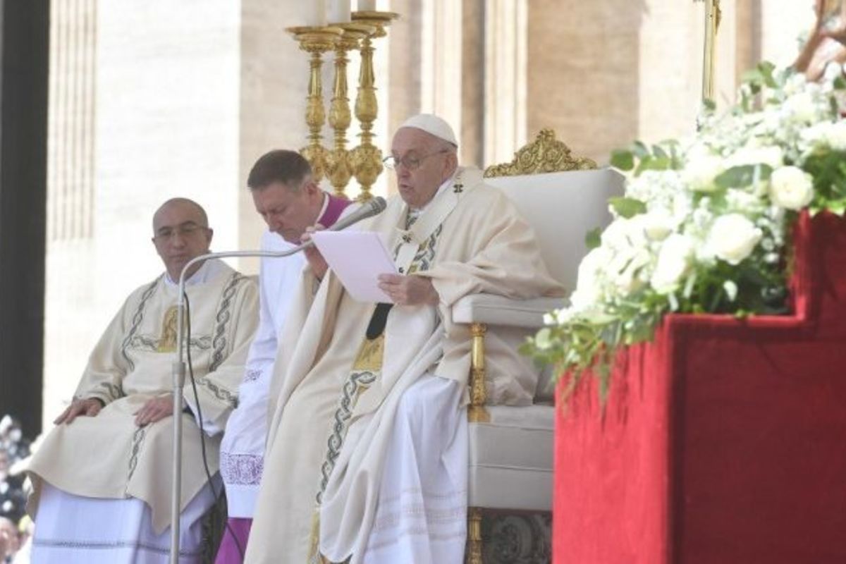 Папа Франциск: Любити означає служити та віддавати життя