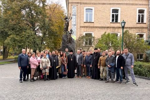 Владика Василій Тучапець: Важливо єднатись у молитві за справедливий мир в Україні