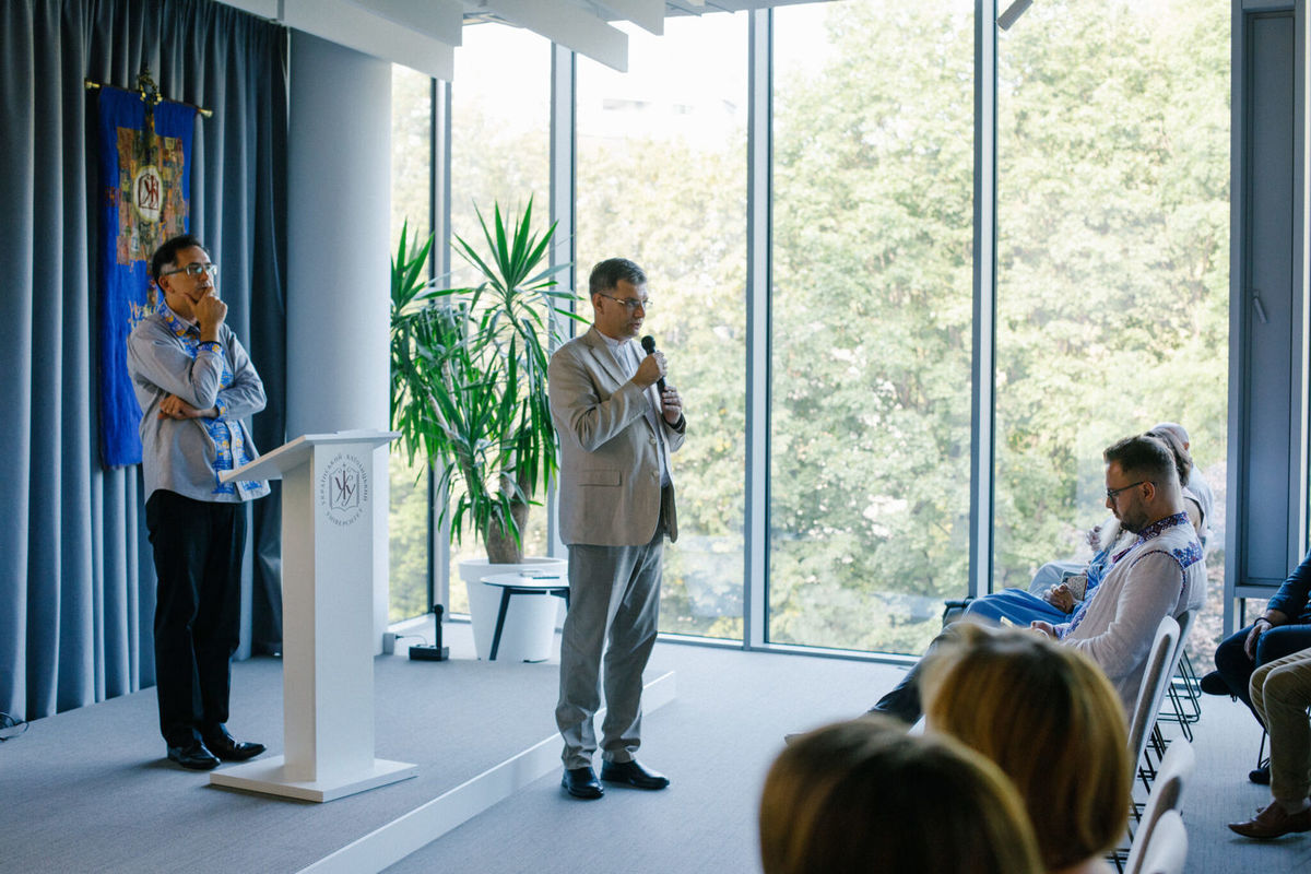 Тарас Добко під час відкриття оновленого корпусу на вул. Свєнціцького