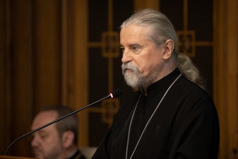 Єпископ-емерит Харківський Ігор Ісіченко: «Бог з нами, Він нас пильнує, дає нам свободу вибору, підтримує нас»