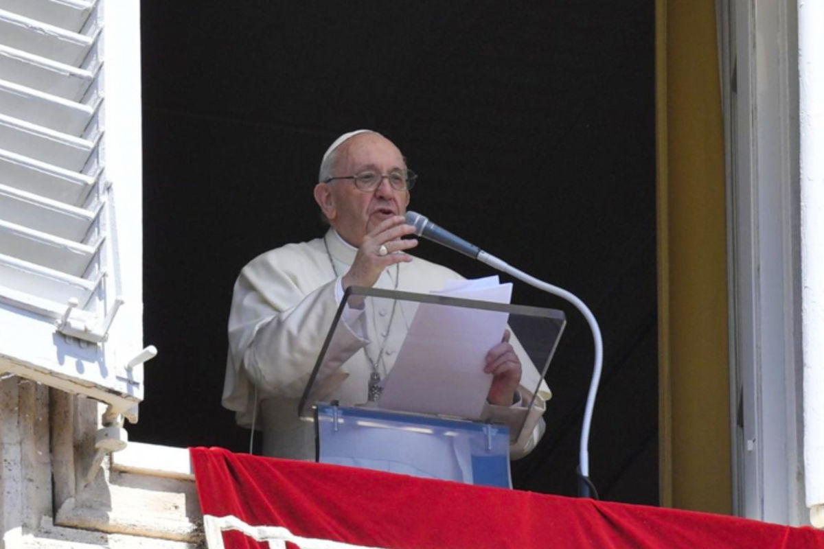 Папа Франциск: «Нехай зупиниться наступ! На заклик Воскреслого: Мир вам!»
