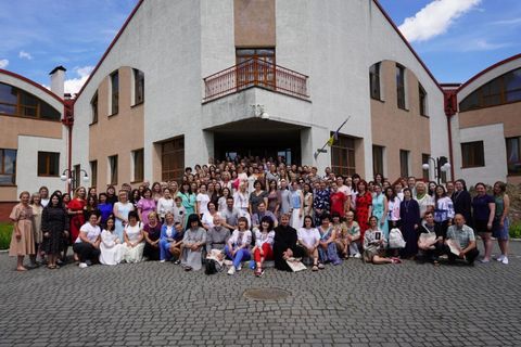 У Льовові відбулася Всецерковна катехитична конференція «Ми — люди Євхаристії»