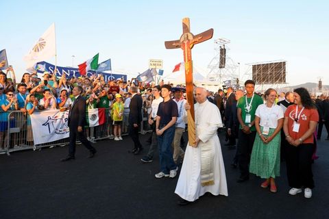«Станьте місіонерами Христа у світі!» — Папа звернувся до молоді