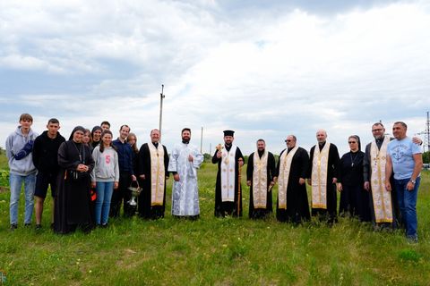 У Запоріжжі освятили землю під будівництво католицької школи та молодіжного центру