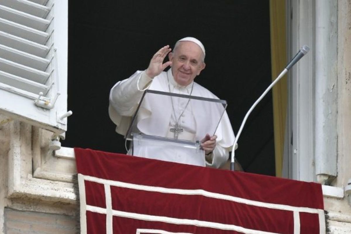 Папа Франциск: Хто ходить у світлі, той не може не чинити добрі діла