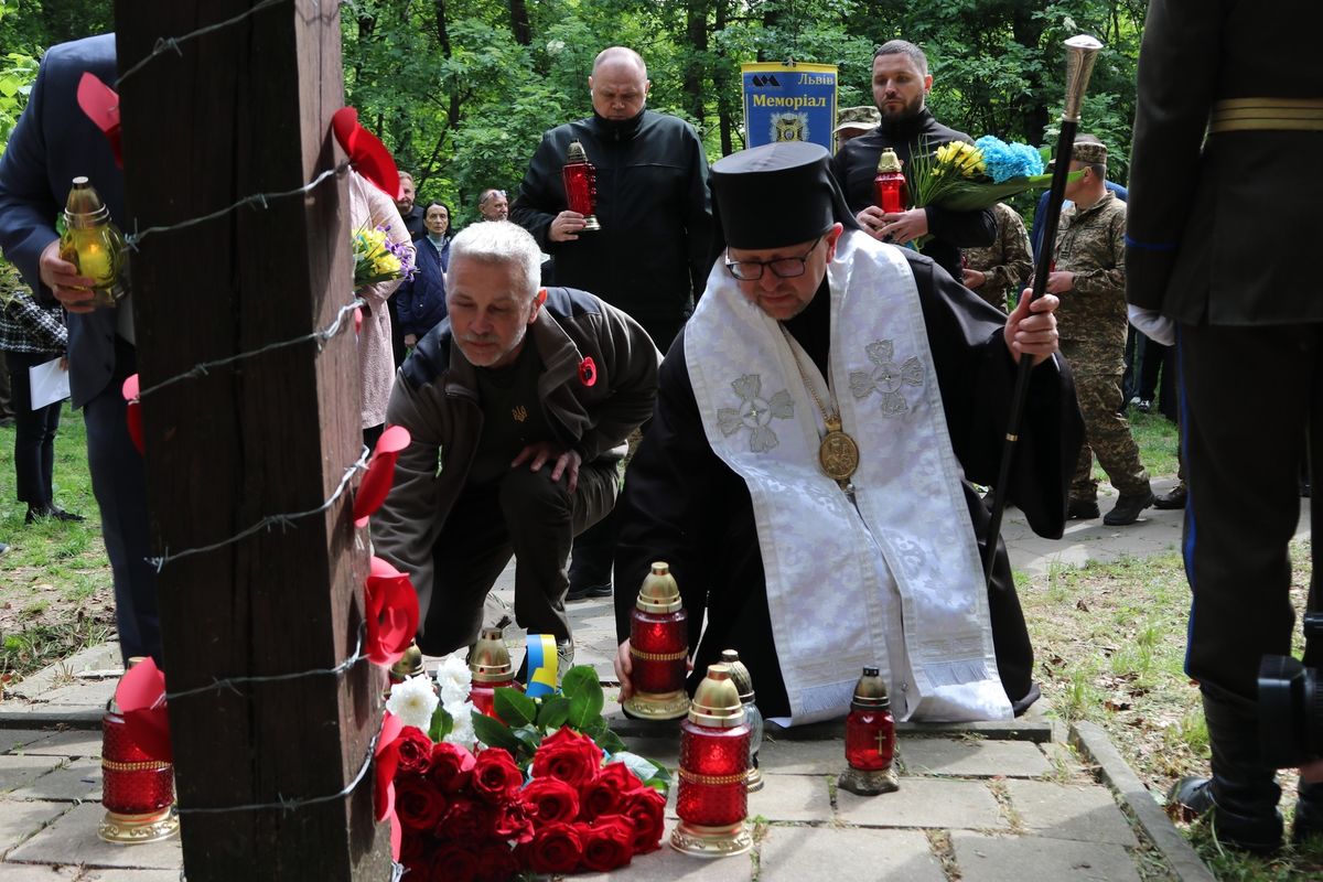 Владика Володимир Груца звершив Панахиду з нагоди Дня пам’яті та перемоги над нацизмом у Другій світовій війні