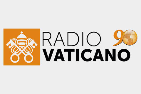Папа до Радіо Ватикану: несіть голос, що допомагає бачити істину речей