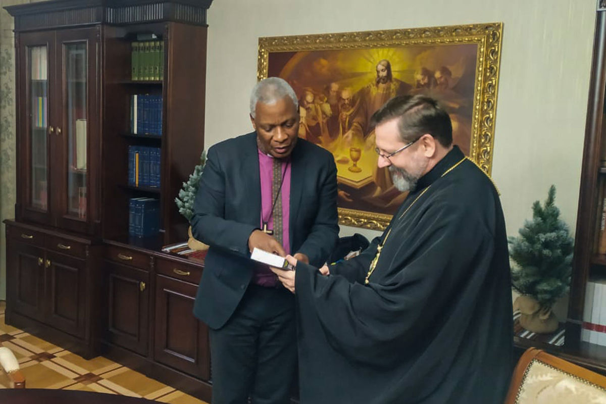 Глава УГКЦ зустрівся з англіканським архиєпископом Кейптауна Табо Макгобу