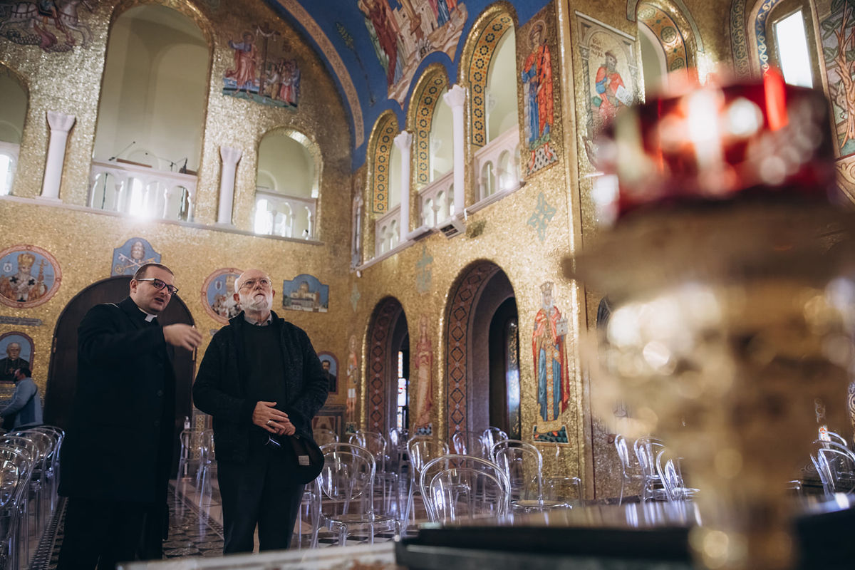 «Бажаю Україні в цей нелегкий час миру та процвітання»: кардинал Челестіно Аос Брако відвідав собор Святої Софії в Римі