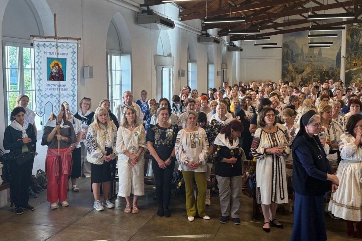 «Надія допомагає йти вперед, навіть коли за нами сльози», — Глава УГКЦ привітав учасниць Першого всеукраїнського з’їзду «Матері в молитві»