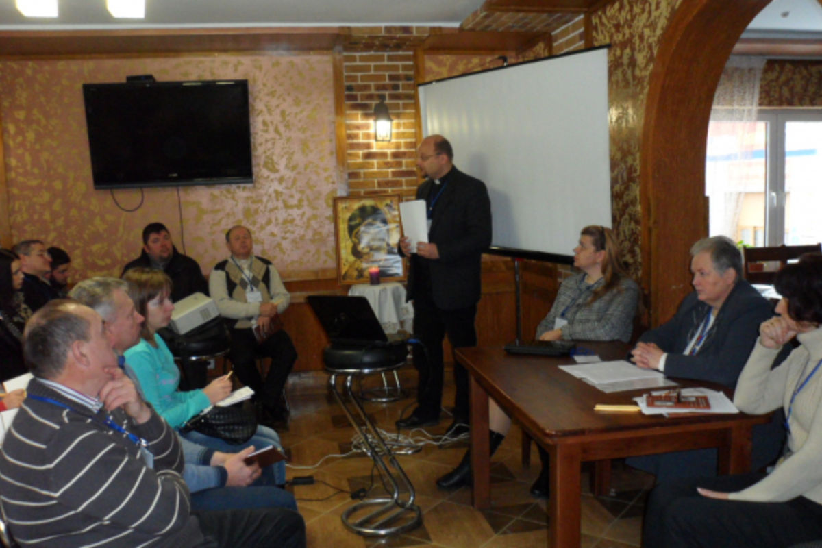 В Харківському екзархаті завершилася ІІ Міжнародна конференція «Відродження гідності людей золотого віку в українському суспільстві»