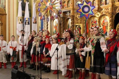 В Івано-Франківську завершився XIII міжнародноий фестиваль «Коляда на Майзлях»