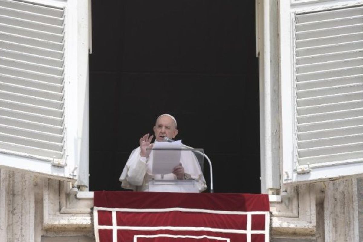 Папа: Покликані до єдності, наслідуючи єдність Отця, Сина і Святого Духа