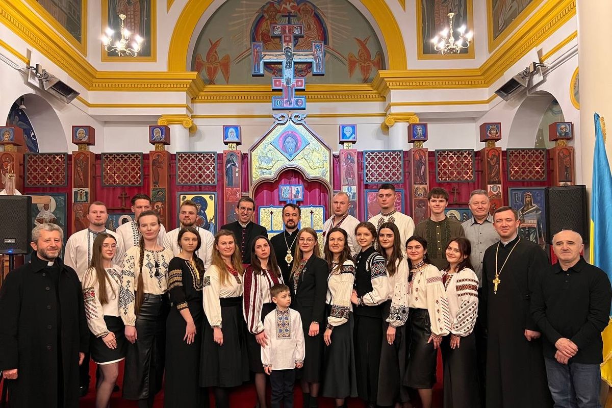 Громади Паризької єпархії Святого Володимира чисельно долучилися до молитви за Україну у 4-ту річницю повномасштабного вторгнення