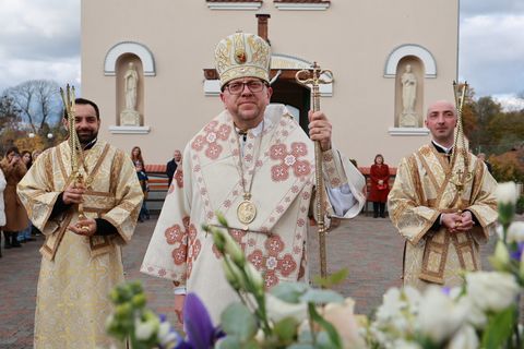 «Бог не хоче, щоб ми Його боялися», — слово владики Володимира Груци в Оброшині