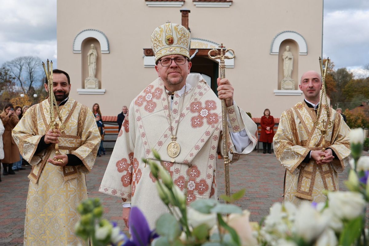 «Бог не хоче, щоб ми Його боялися», — слово владики Володимира Груци в Оброшині