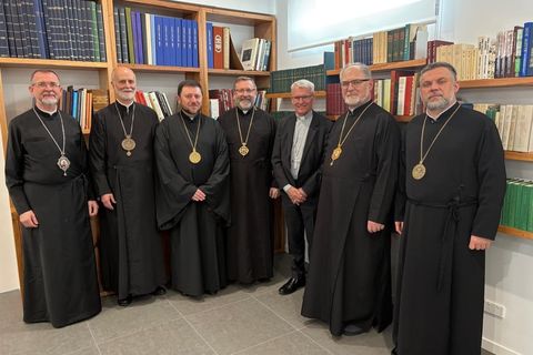 В Австралії відбулася історична зустріч Постійного Синоду УГКЦ з Головою єпископської конференції Австралії Тімоті Костелло