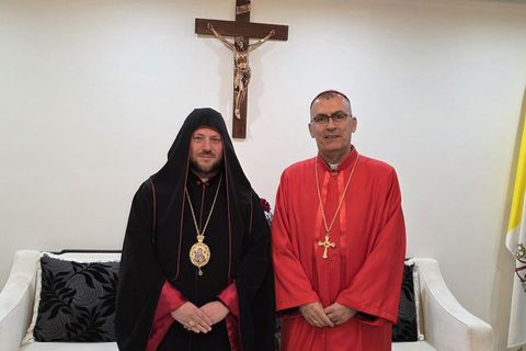 «Українська та Халдейська Церкви — сестри у скорботі та надії», — владика Микола Бичок привітав нового Главу Халдейської Церкви