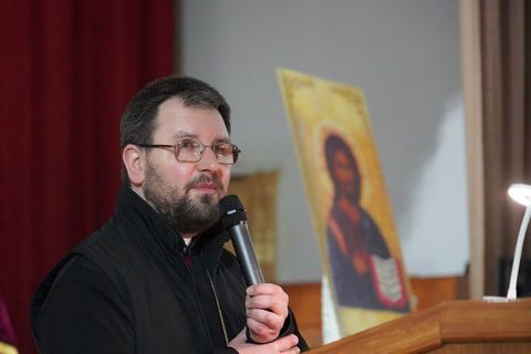 «Віднайтися поруч із Богом»: владика Максим Рябуха провів реколекції для духовенства Київської архиєпархії