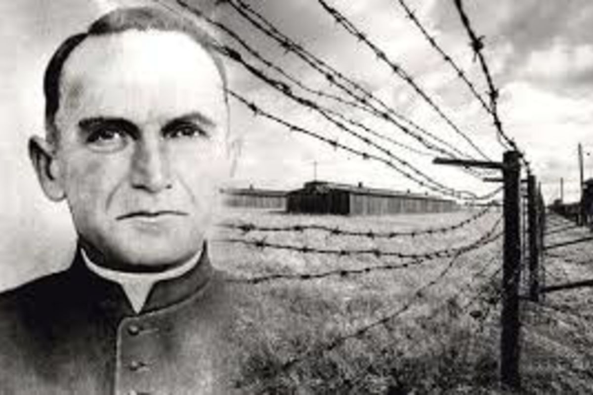 «Тут я бачу Бога» — священик Еміліан Ковч, який був в ОУН і рятував євреїв, про концтабір Майданек