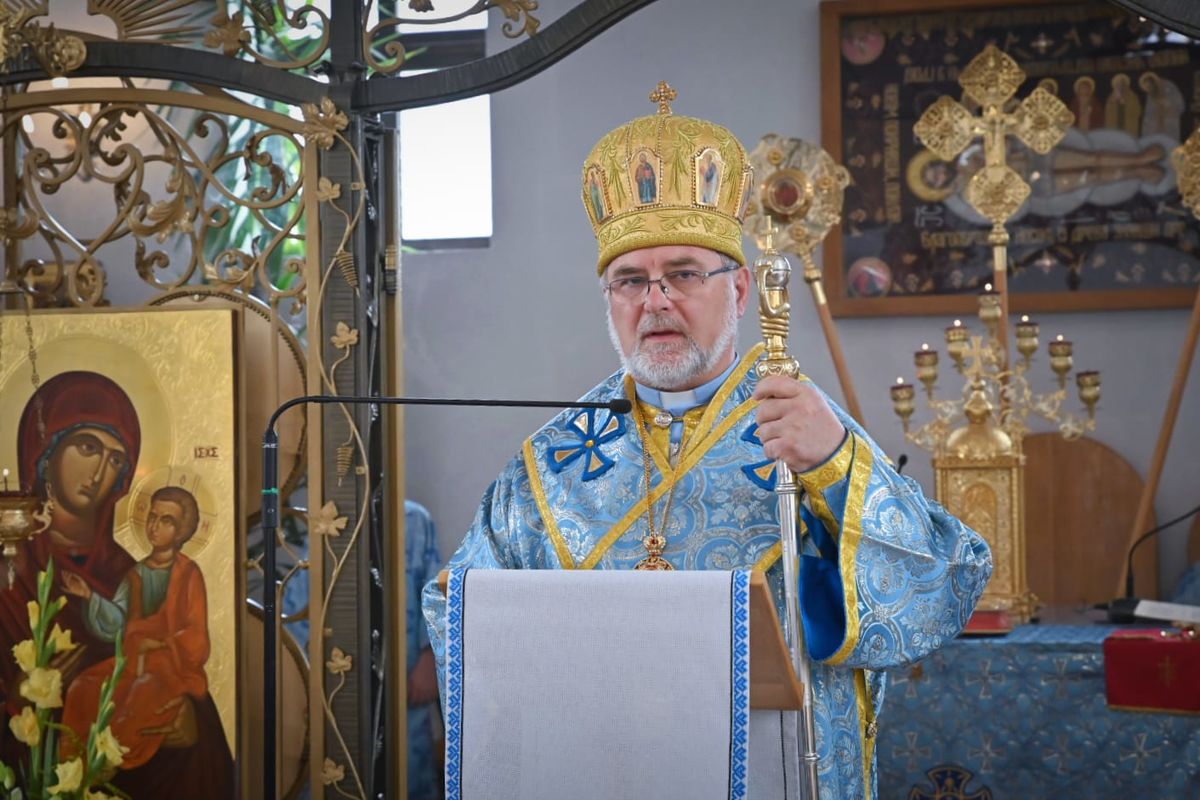 На початок навчального року владика Володимир Ющак пригадав усім про важливість вивчення Катехизму