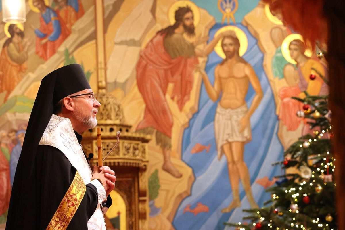 Єпископ Богдан Дзюрах: «Свята Церква сьогодні запрошує нас до участі в житті Пресвятої Тройці»