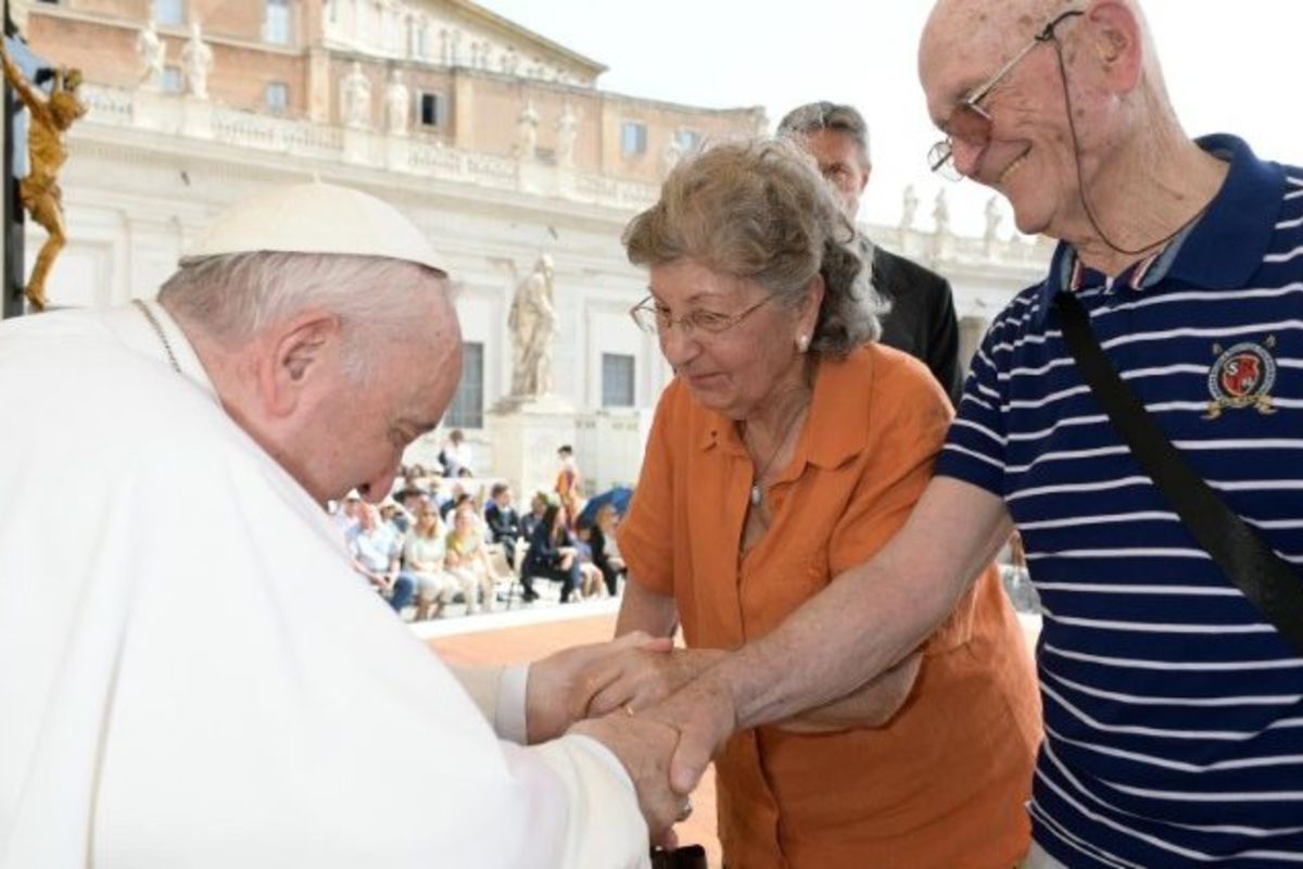 Папа Франциск: навчитися прощатися — це мудрість похилих віком