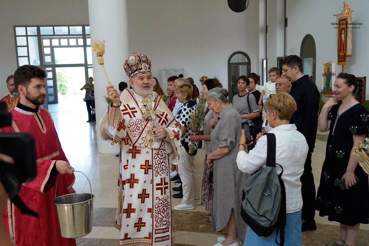 «Відновімо в собі знак Хреста», — владика Йосиф Мілян з нагоди свята Походу з Хрестом Господнім та мучеників Макавеїв