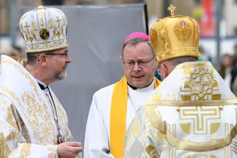 «Ми відчуваємо себе єдиними із нашими німецькими братами і сестрами та один з одним», — владика Богдан Дзюрах